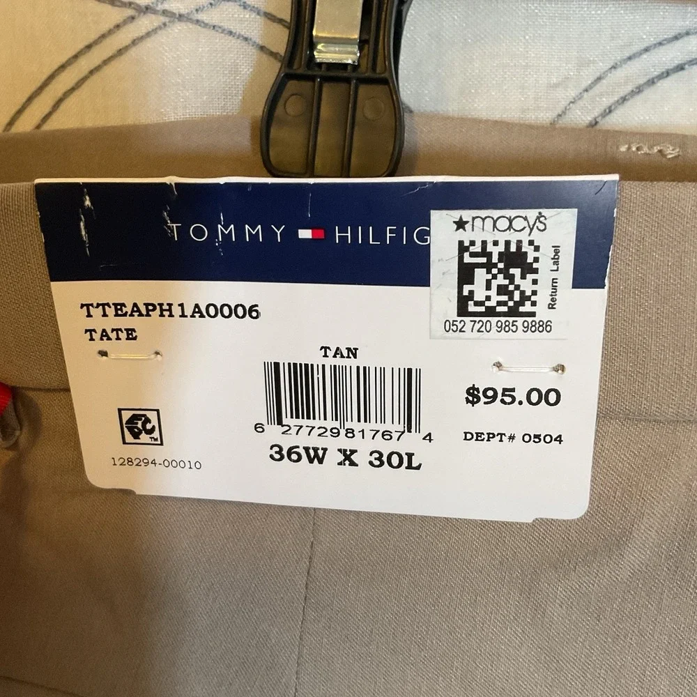 NWT Men's Tommy Hilfiger Modern fit Tan Dress Pants Size 36x30 Stretch Fabric